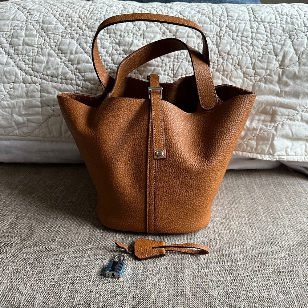 Brown Leather Bucket Handbag